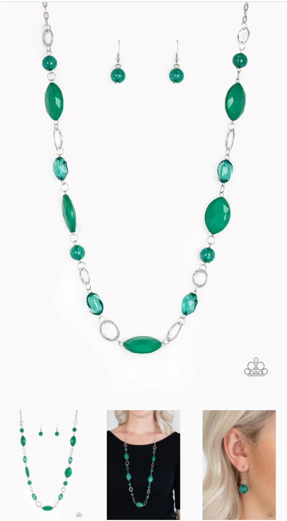 Shimmer Simmer Green Necklace