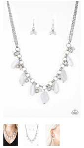 Grand Canyon Grotto White Necklace