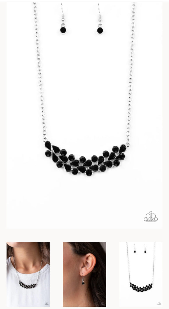 Special Treatment Black Necklace