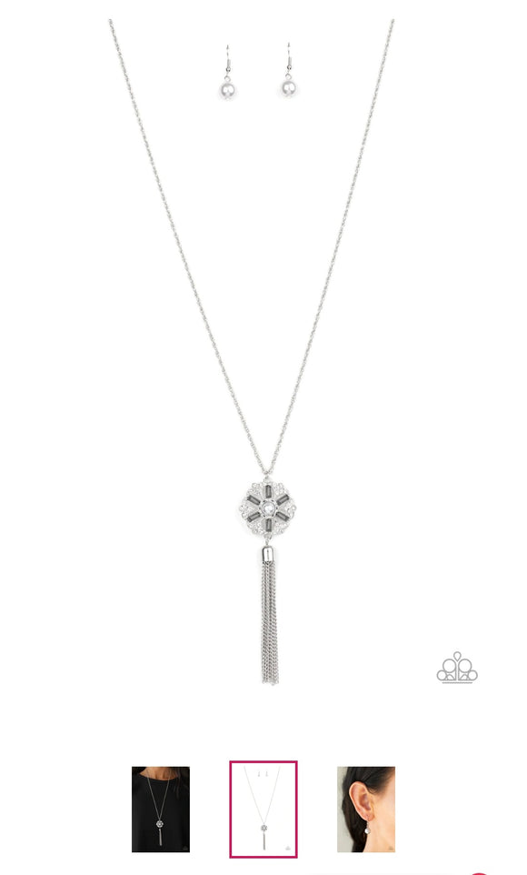 Fine Florals Silver Necklace