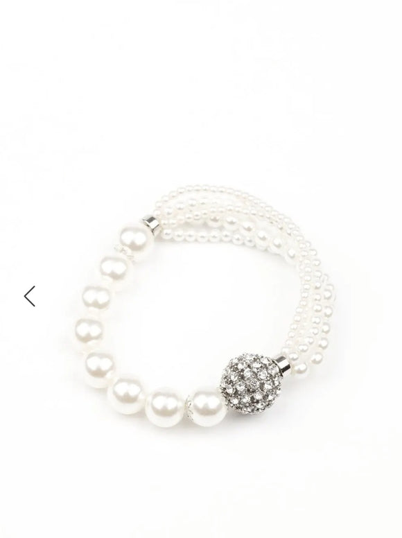 Show Them The Dior Pearl Bracelet